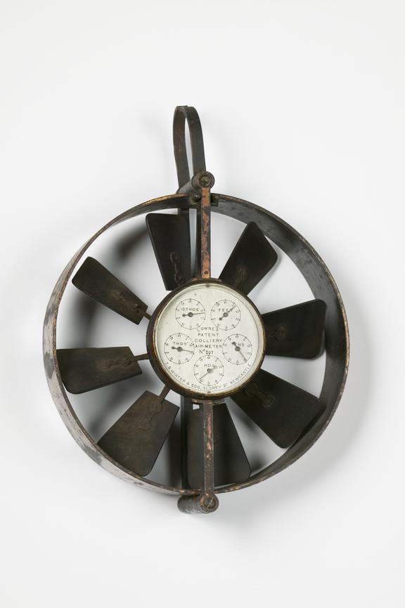 Lowne's patent colliery air meter | Science Museum Group Collection