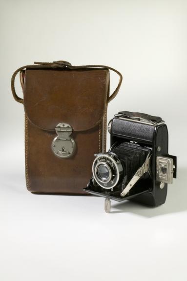 "Monte Carlo" Folding Camera