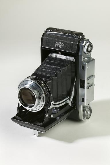 Zeiss "Ikonta" Camera