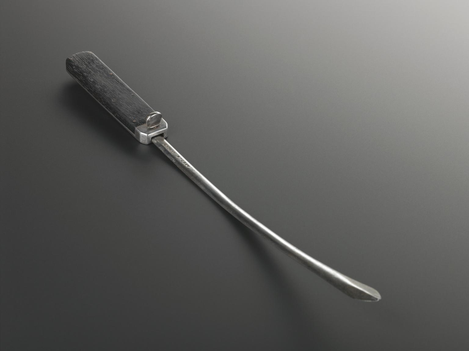 Seton Thread Probing Seton needle, curved, pointed probe | Science Museum Group Collection