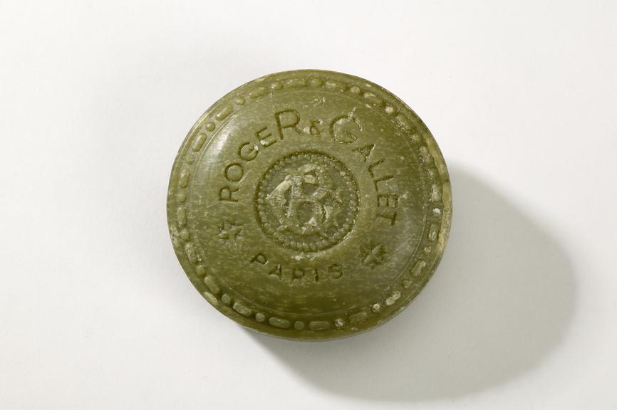 Savon Lavande soap made by Roger and Gallet, Paris