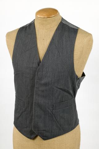 Emirates Airline attendant's uniform, male