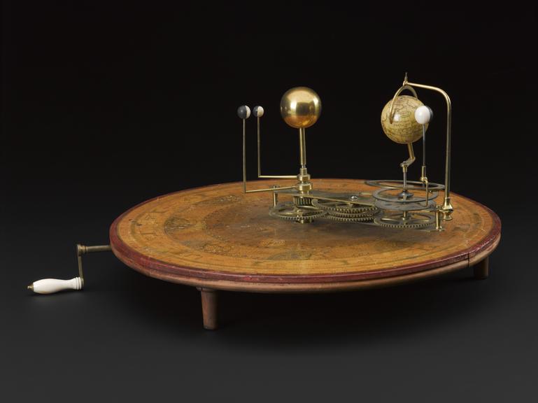 Orrery, showing four planets out to the Earth