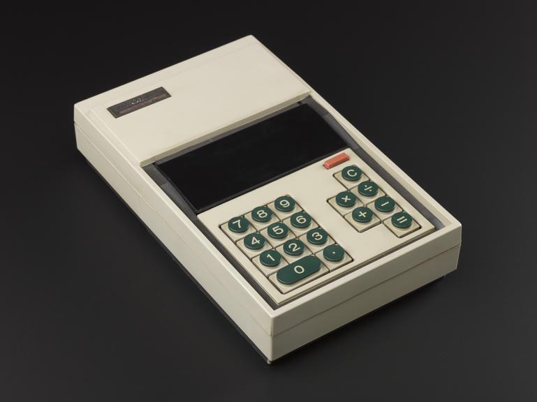 Lloyds Accumatic TM100 electronic calculator.