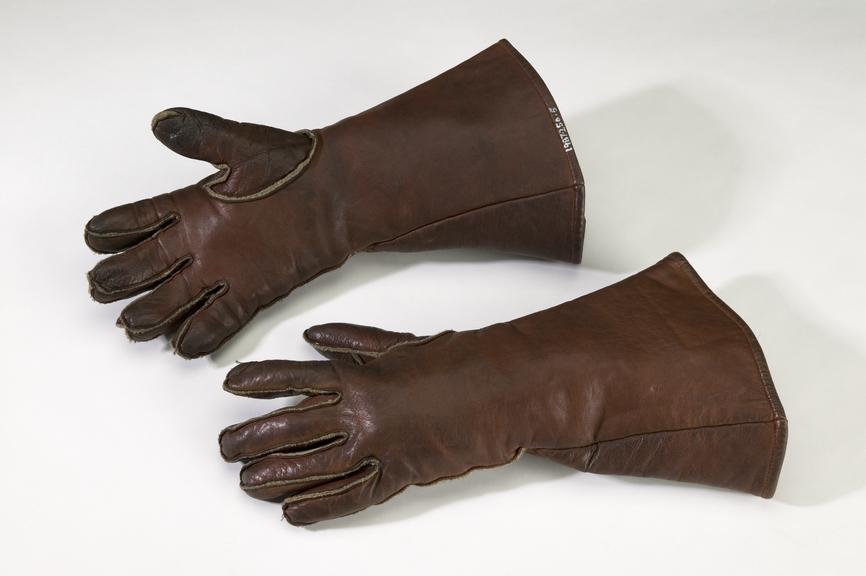 RAF issue flying glove,  worn by Flight Lieutenant Edmund Bell