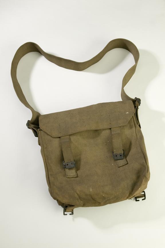 1908 Pattern kit bag, made in Edinburgh and dated 1916