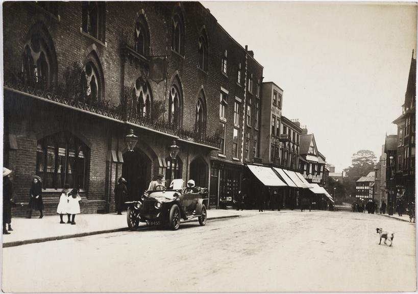 Photograph of a car parked outside the Raven Hotel in Shrewsbury (Photograph)