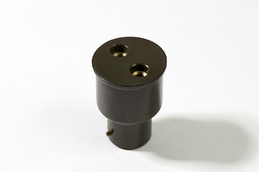 round-pin electric socket made by MK Electric Ltd, 1931