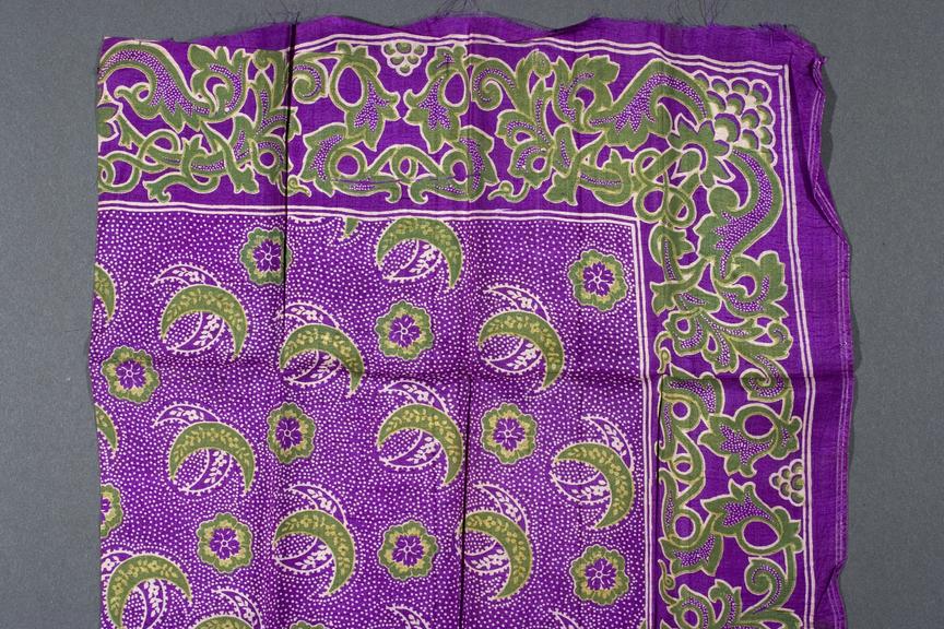Specimen of cloth dyed with Perkin dye