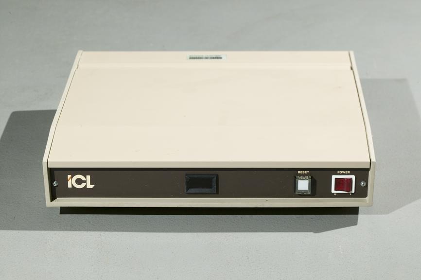 Module control unit for 3SL Estriel mainframe computer