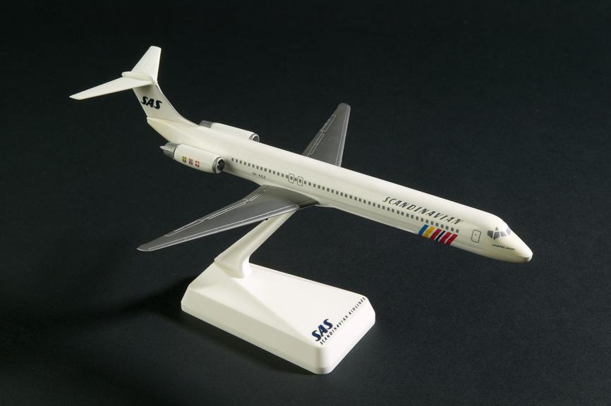 McDonnell Douglas MD80 scale model in SAS colours
Photographed