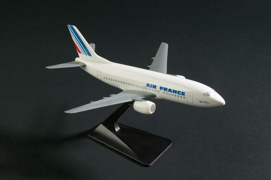 Boeing 737-300 scale model in Air France colours
Photographed