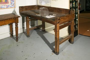 Rag Cutting Table