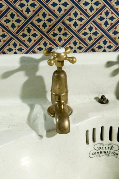 Domestic water tap, c. 1900