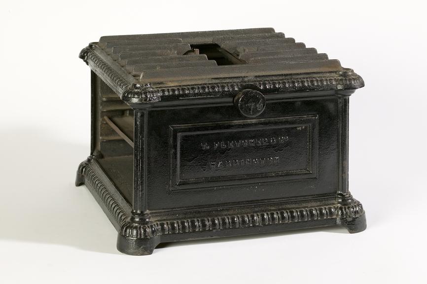 Gas griller, made by T. Fletcher & Co., Warrington, c.1885