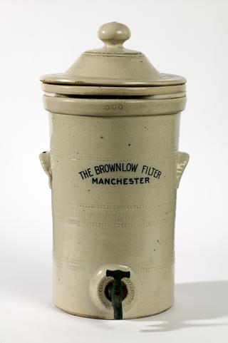'Brownlow' water filter