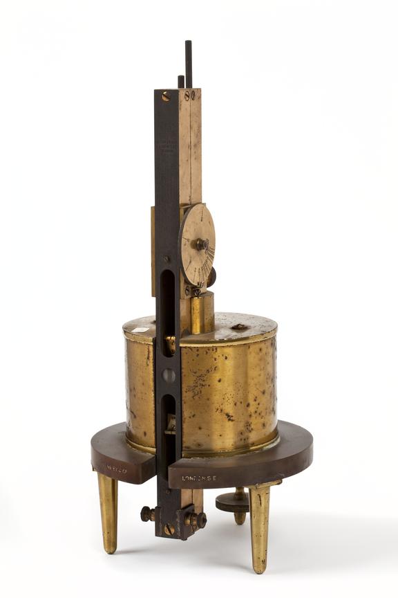 moving coil galvanometer.
maufactured by H Tinsley & Co