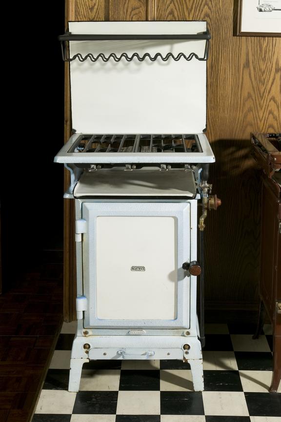 'Beatrice' gas cooker, c.1935