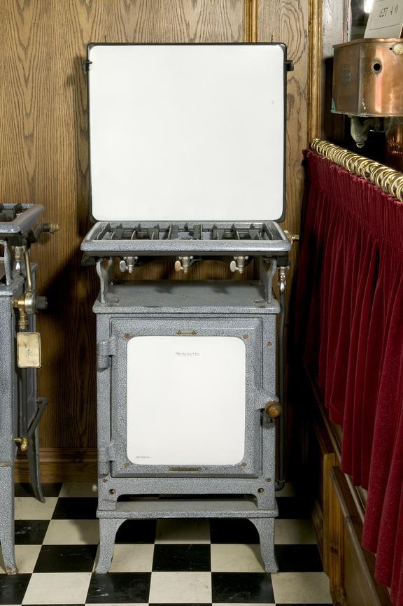 Maisonette gas cooker, made by John Wright and Co