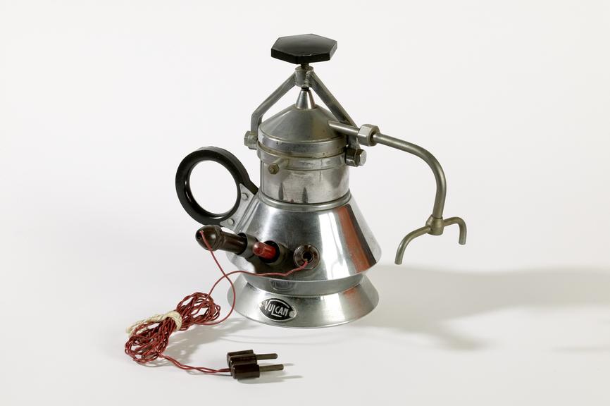 Electric coffee percolator