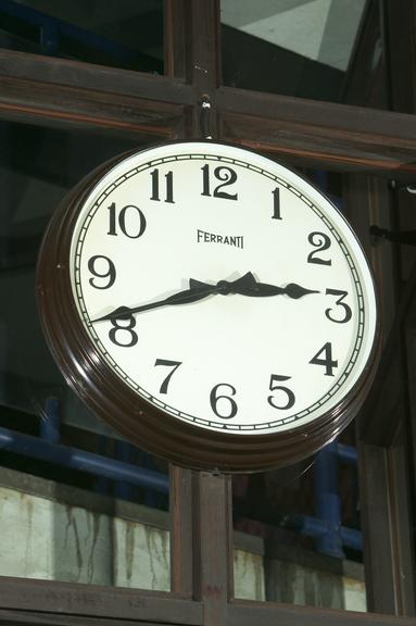 Electric Clock