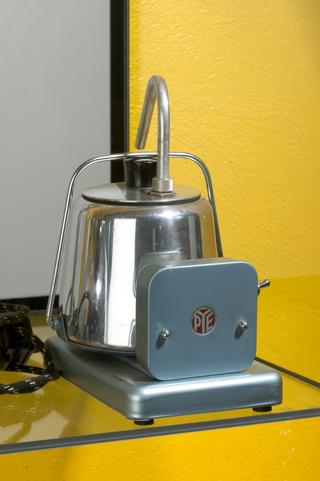 Pye electric kettle