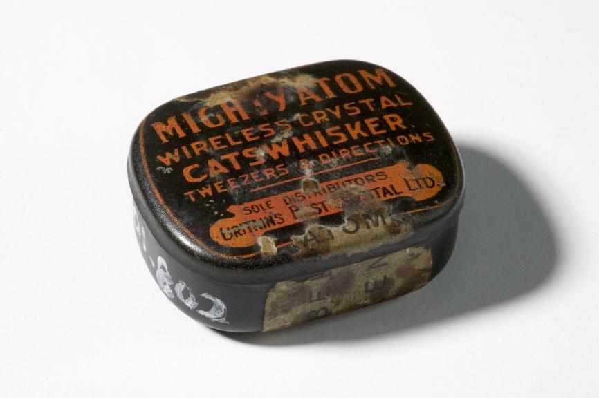 Mighty Atom' wireless crystals