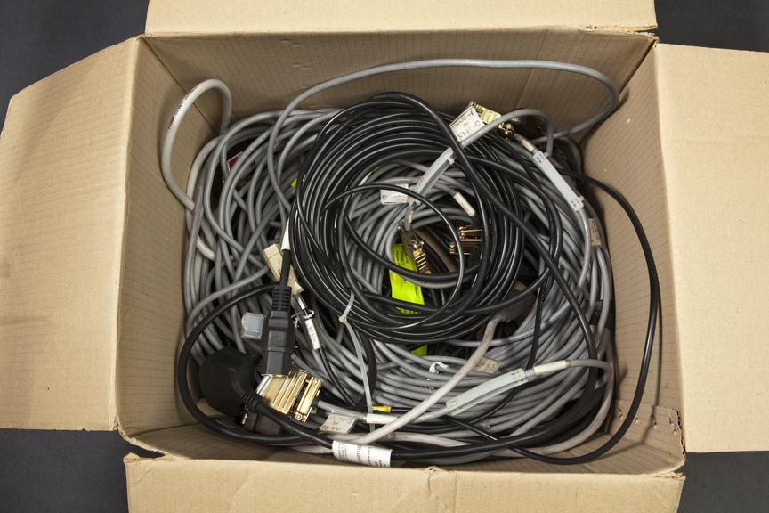 Electronic Cables