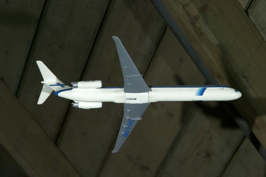 1:100 scale model of Finnair MD82 airliner as used on