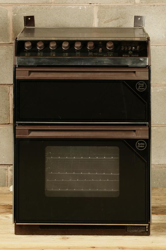 Electric cooker made by Belling and Co. Ltd, Enfield, c.1985