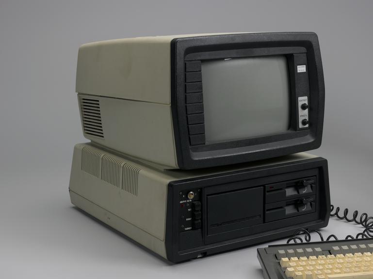 Kronos 2.6 WS 32-bit workstation computer, Russian Academy of Science ...