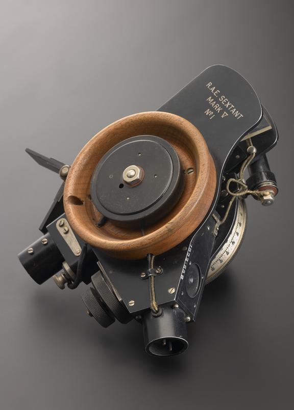 Aircraft bubble sextant. | Science Museum Group Collection