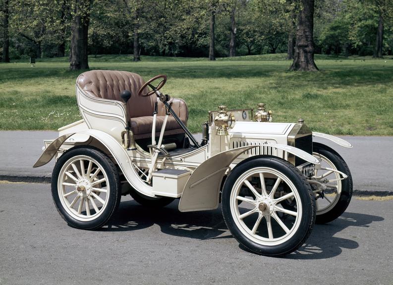 Rolls-Royce 10 hp, two cylinder motor car | Science Museum Group Collection