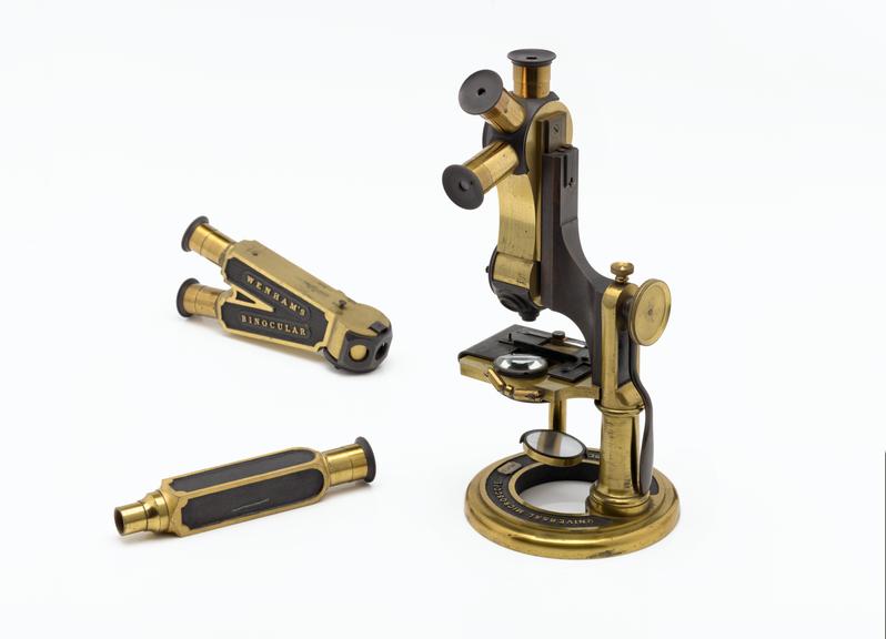 'Universal' student microscope