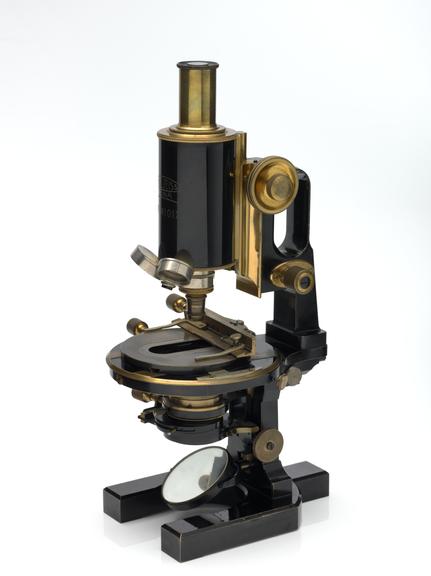 "Jug-handle" style microscope