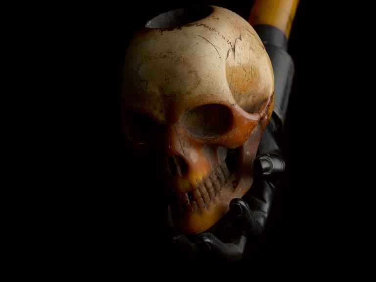 Meerschaum Tobacco Pipe with Bowl in form of Human Skull