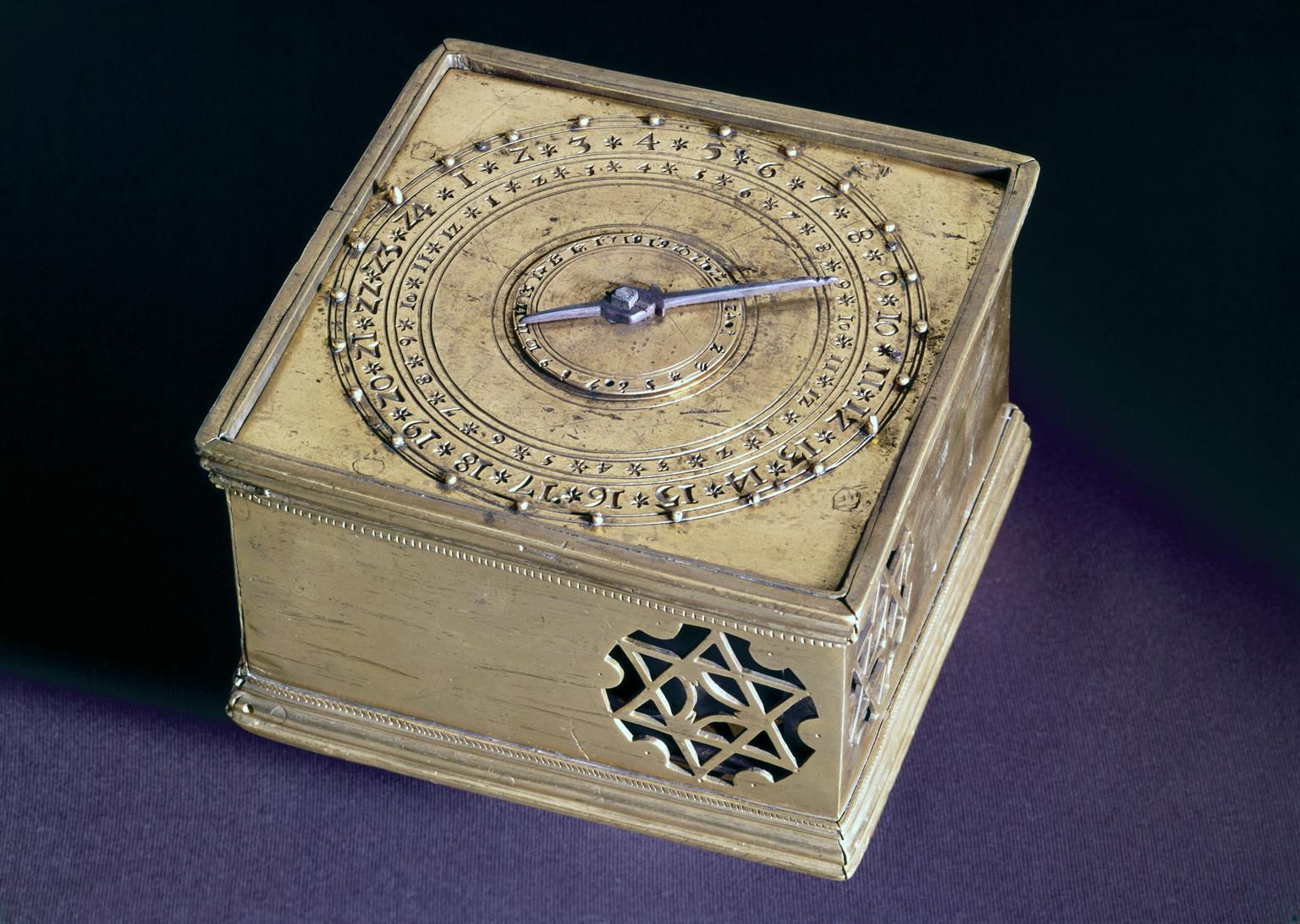 Square table alarm clock | Science Museum Group Collection