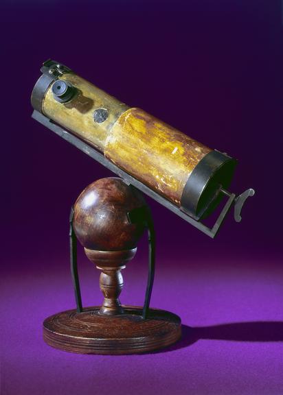 Isaac Newton’s Reflecting Telescope (replica) | Science Museum Group ...