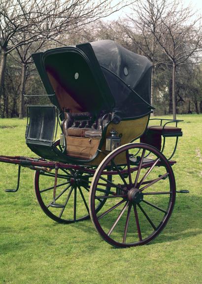 Hooded buggy, with dickey seat