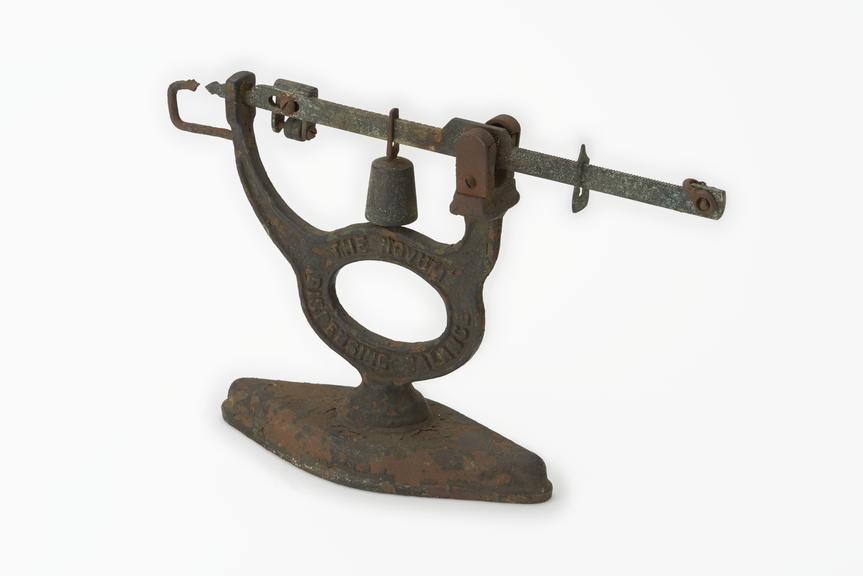 Novum dispensing balance Science Museum Group Collection