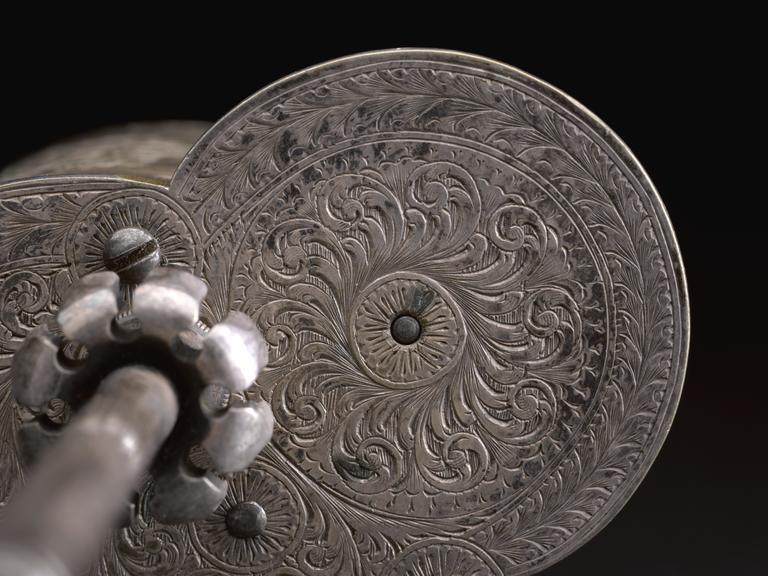 Harrington's clockwork dental drill Science Museum Group Collection