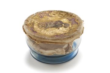 Glass bowl with cover