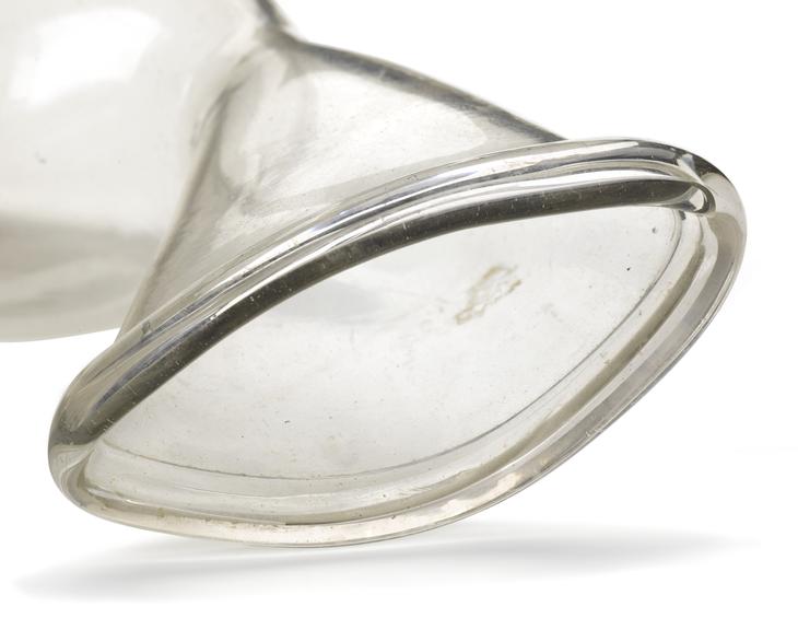 Glass female urinal, 18901930 Science Museum Group Collection
