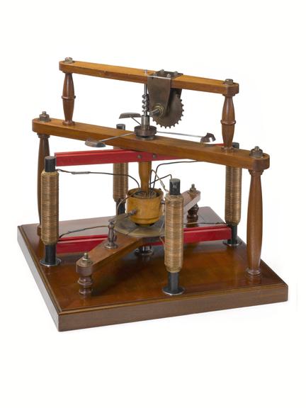 Replica of William Sturgeon's rotary electromagnetic engine | Science ...