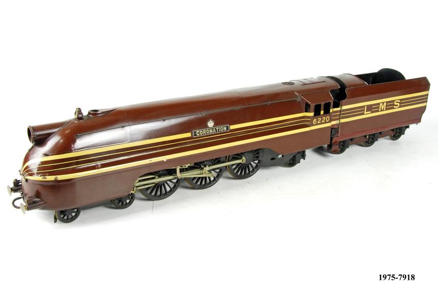 Model steam locomotive, Coronation, LMSR No.6220