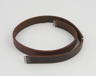 Leather driving belt and belt clips, for knitting machine