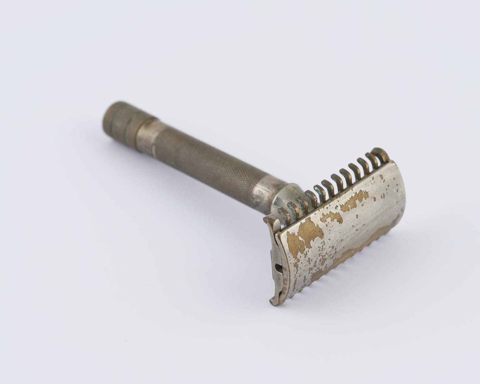 Gillette safety razor | Science Museum Group Collection