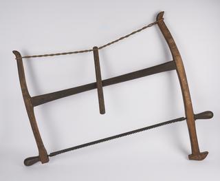 "Betty" frame saw with turning blade