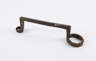 Wheelwright's collinge type axle-cap wrench