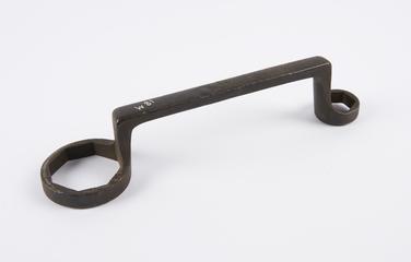 Wheelwright's Collinge axle-cap wrench